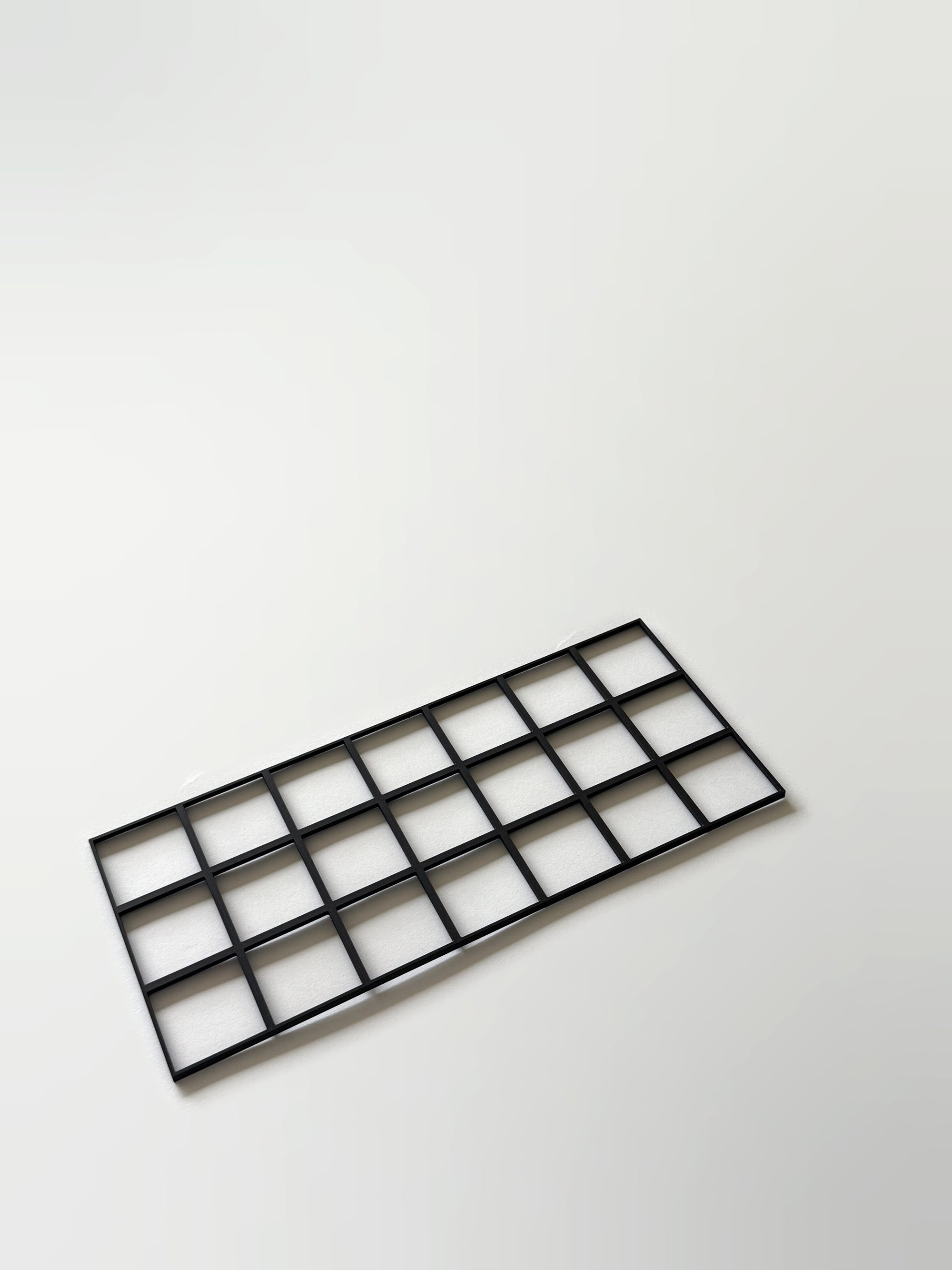 NailGrid 14